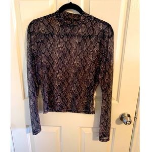 Snake print top
